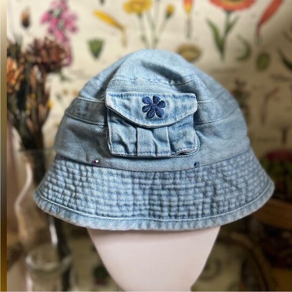 90s Vintage Kids Denim Bucket Hat Front Mini Velcro Pocket Flower Embroidery - Picture 5 of 9